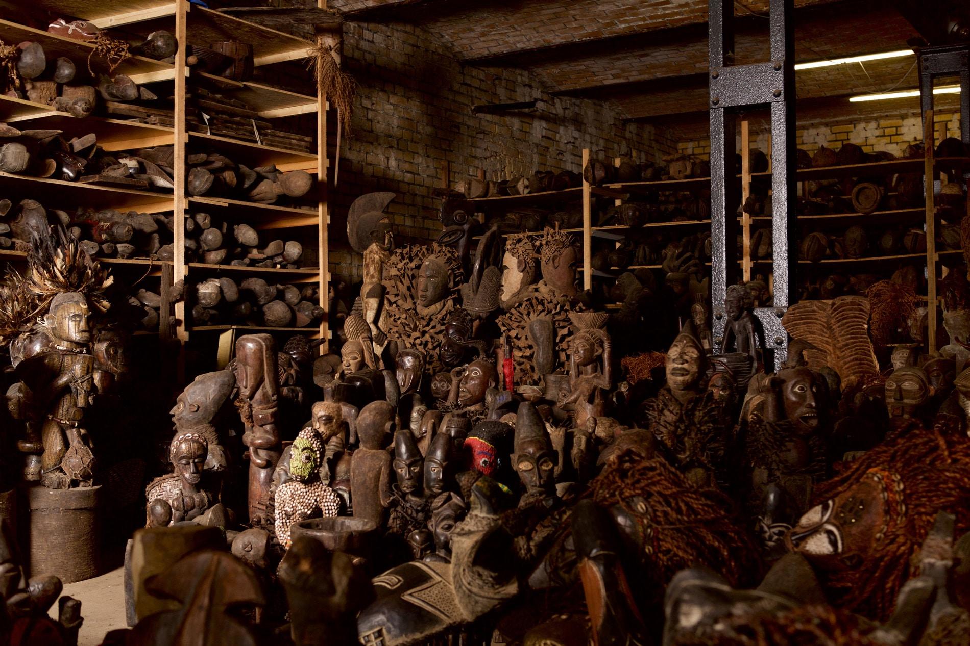 Maskensammlung aus Afrika von Anthony Alao