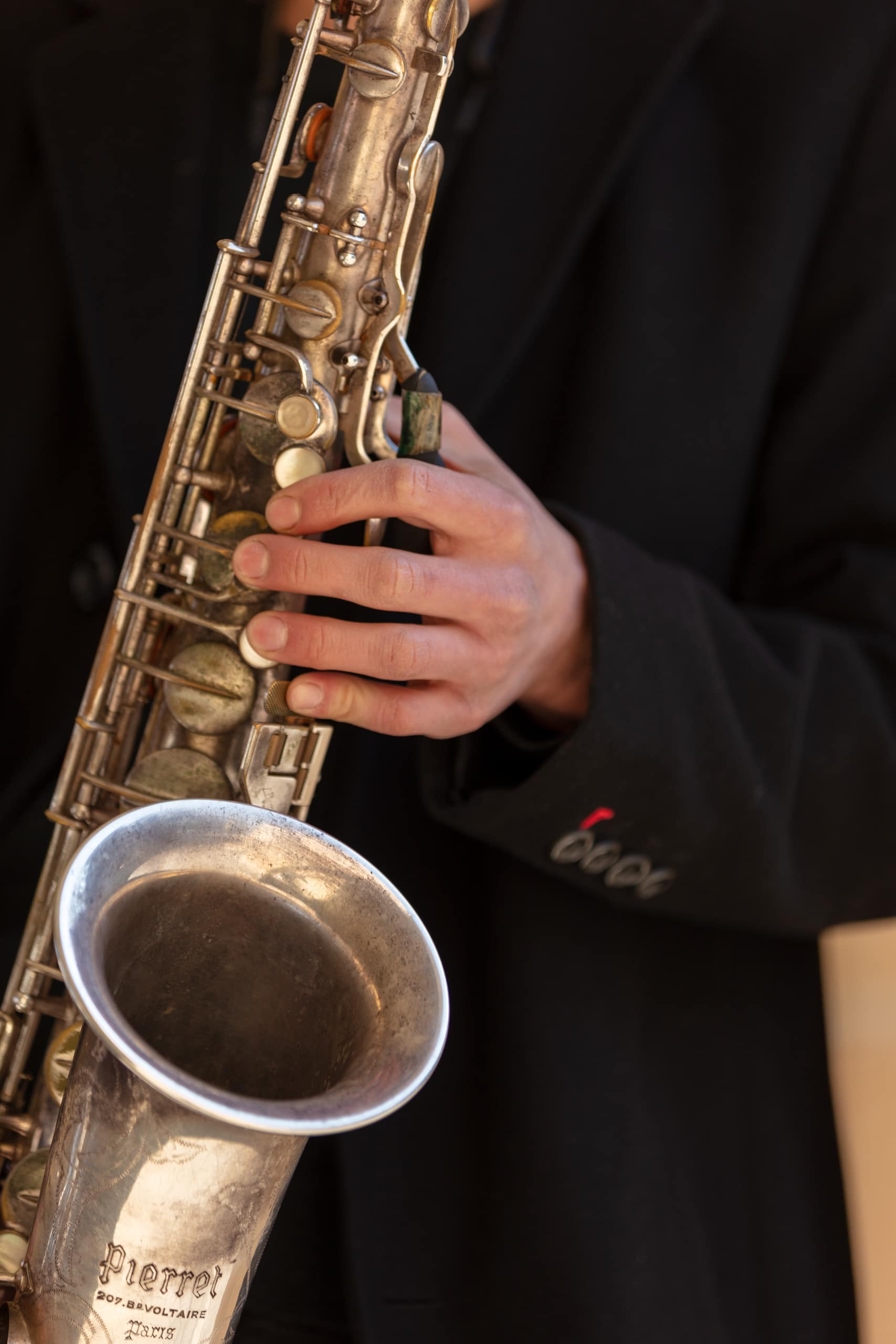Saxophonist Philipp Rücker, fotografiert von Jörg Singer.