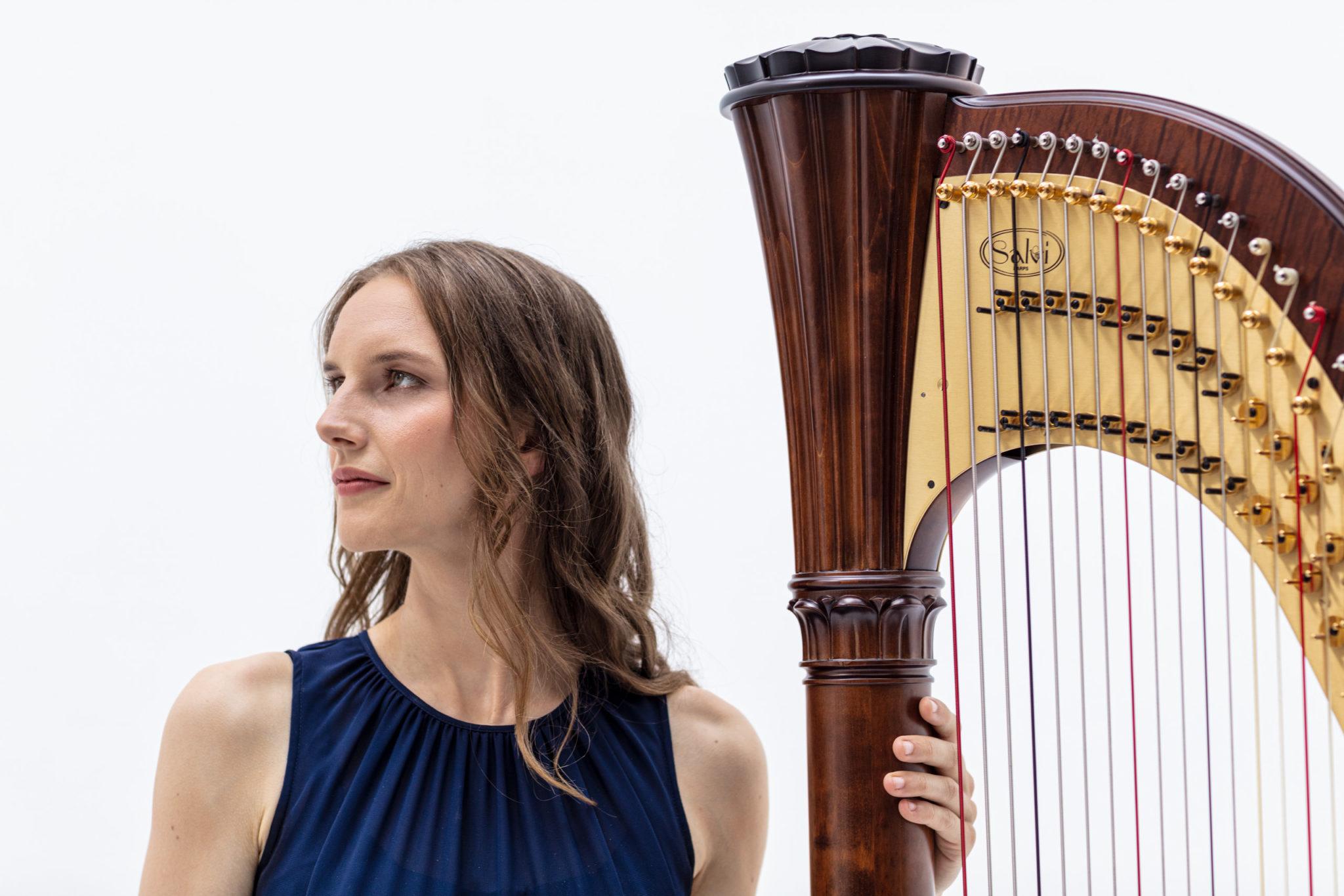 Christiane Bunk, Harfenistin, fotografiert von Jörg Singer