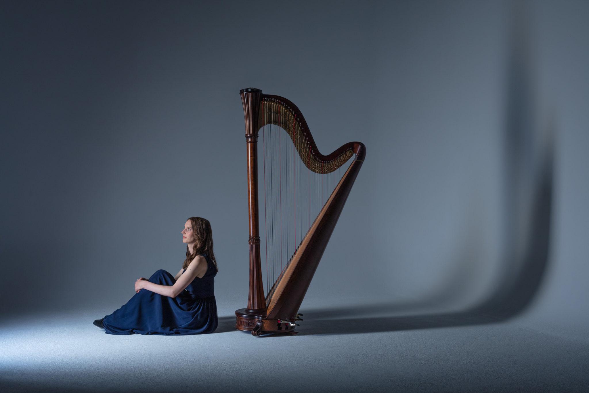 Christiane Bunk, Harfenistin, fotografiert von Jörg Singer