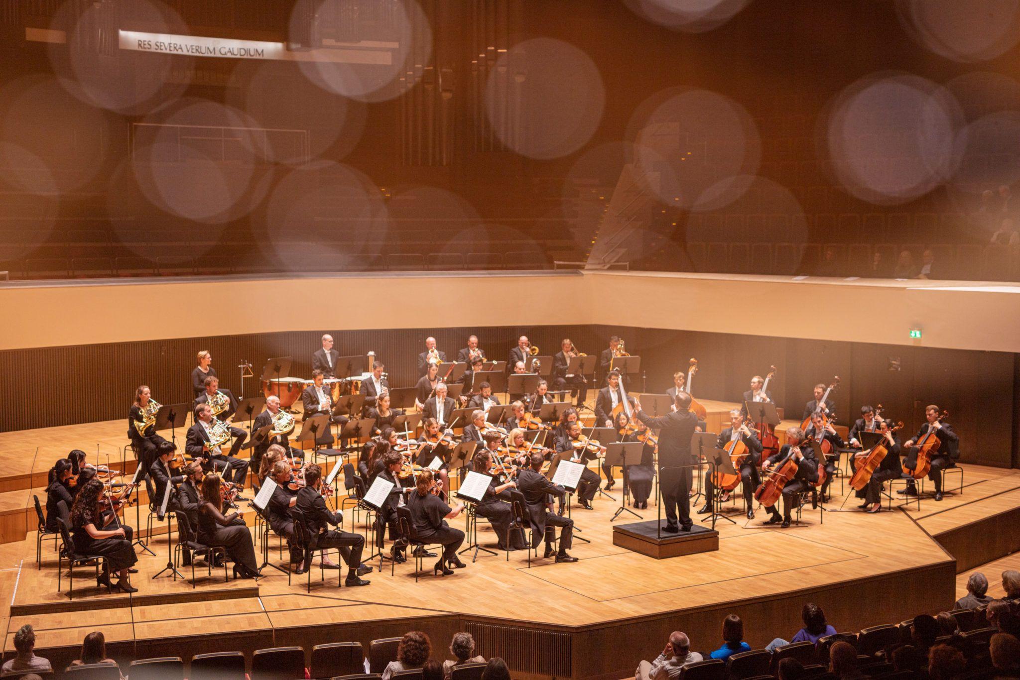 Philharmonie Leipzig, Orchester, Konzert im Gewandhaus, fotografiert von Jörg Singer
