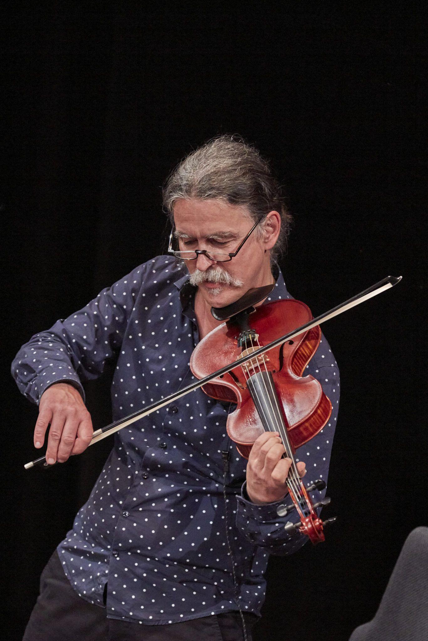 Leipjazzig Herbstfestival 2022, Stephan König, HMT Leipzig, fotografiert von Jörg Singer