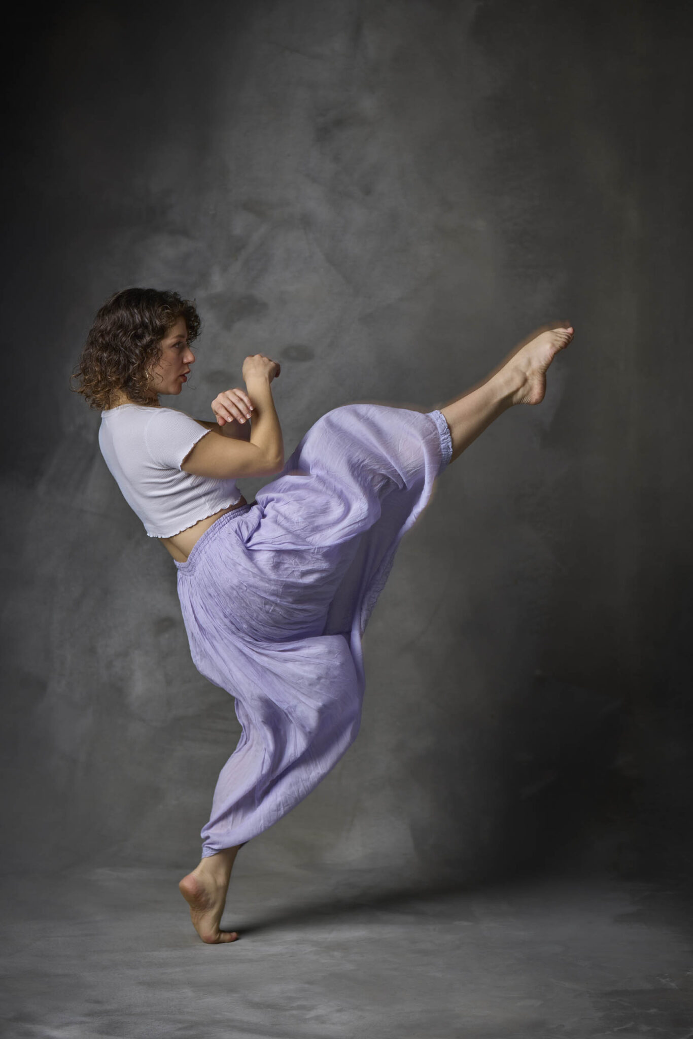 20251027_Rosa_Tänzerin6920_Fotograf_Joerg_Singer