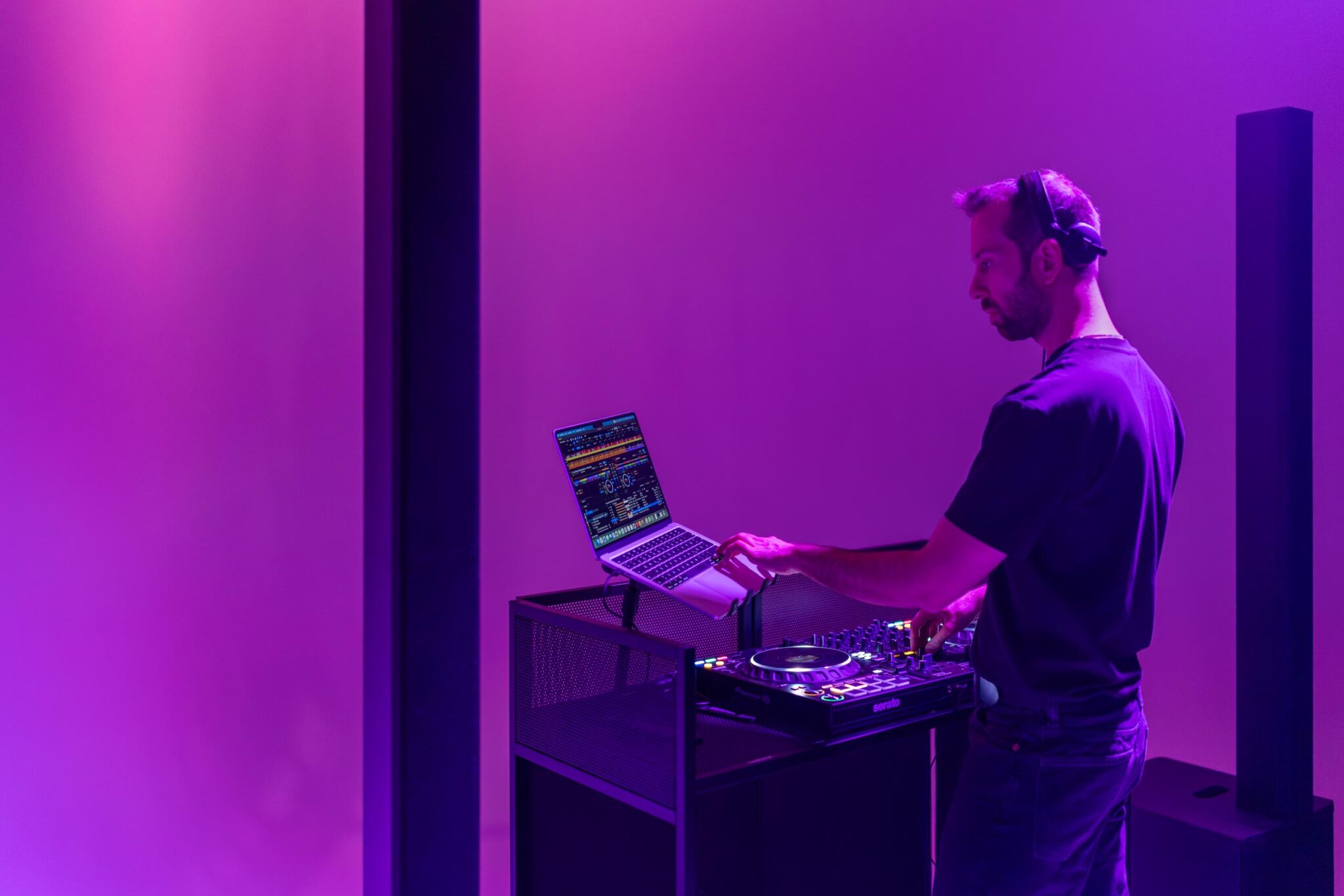 2026_DJ_Jonas_Enseleit_Musikerportrait_Fotograf_Leipzig_Jörg_Singer_11